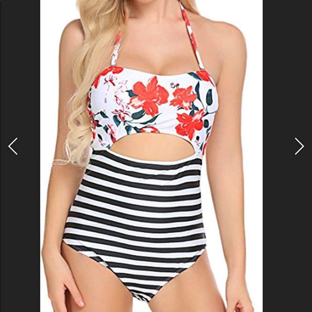 CUPSHE OPEN LILIES PRINT ONE-PIECE SWIMSUIT